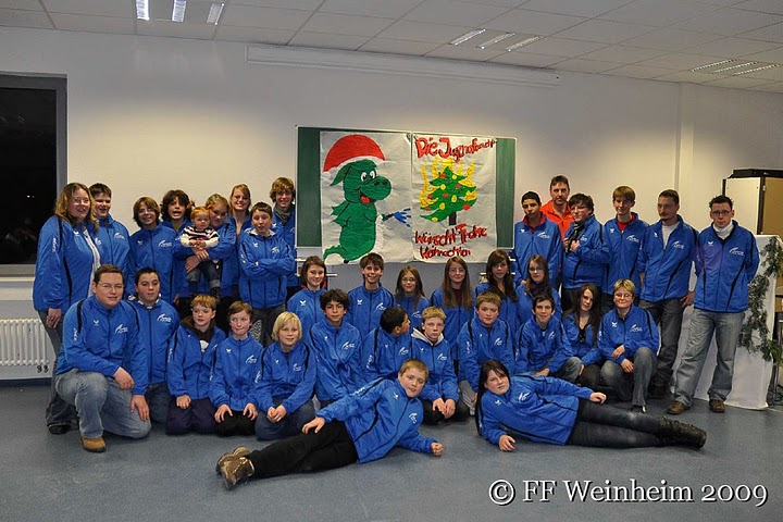 Jugendfeuerwehr Weinheim Abteilung Stadt neue Trainingsanzüge