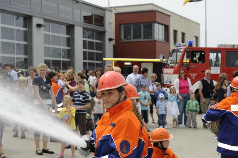 Jugendfeuerwehrübung beim Tag der offenen Tür der Abteilung Stadt
