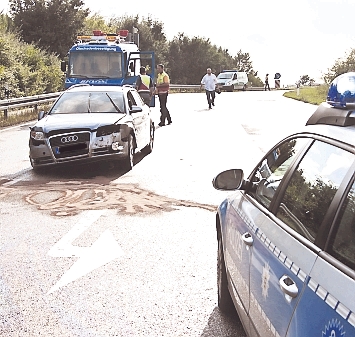 Unfall Abfahrt B38 Weinheim auf die B3