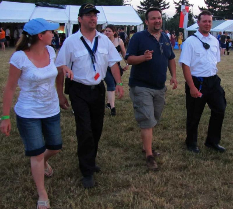 Stadtjugendfeuerwehrwart Markus Schäfer besucht Kreiszeltlager Bürstadt 