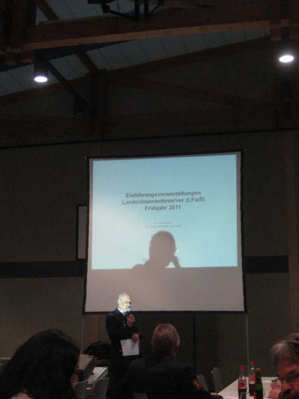 Landesfeuerwehrserver wird in Sinsheim vorgestellt