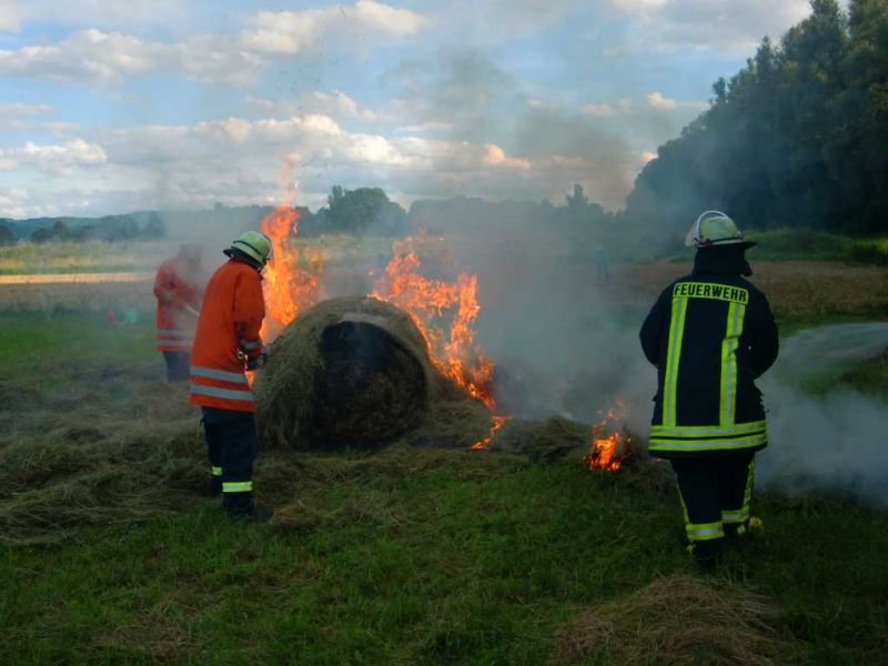 Strohballenbrand in Sulzbach