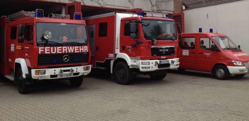 Katastrophenschutz Fahrzeug wird in Sulzbach zur Schau gestellt