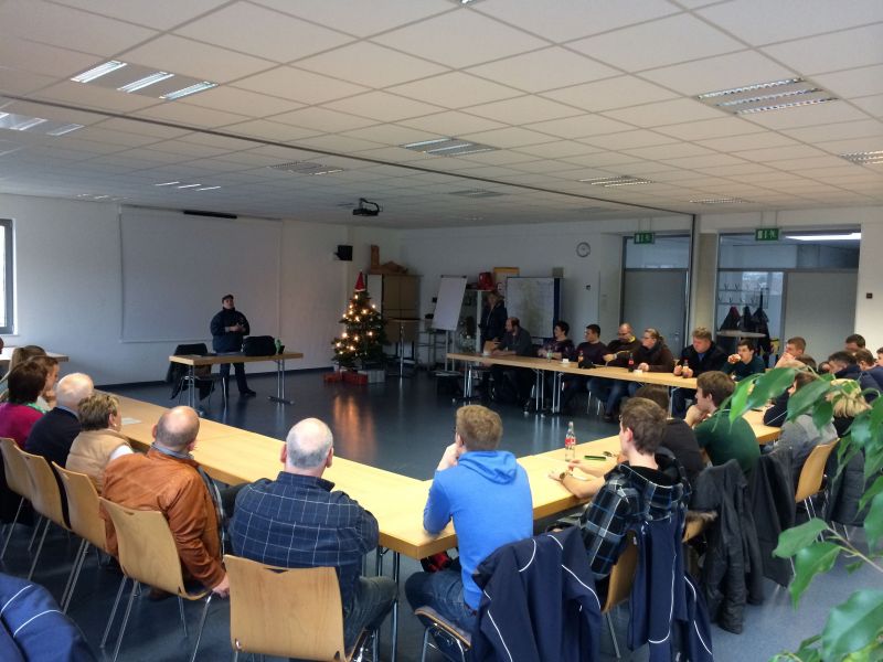 Viele Interessierte beim Vortrag